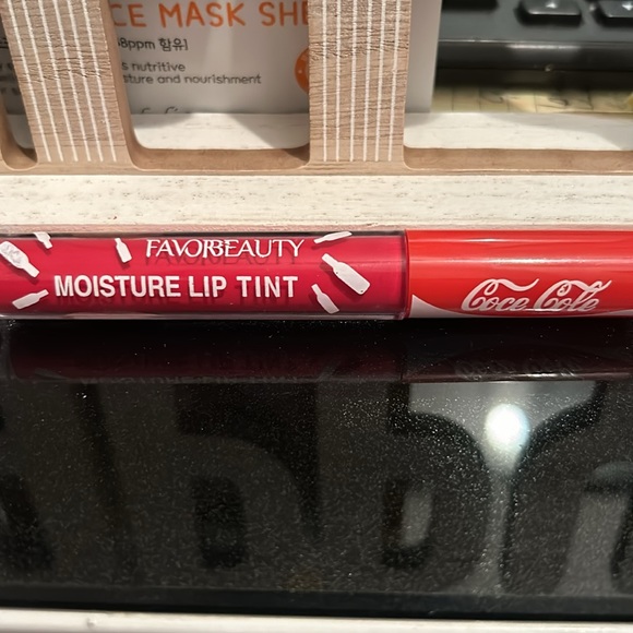 Favorbeauty moisture lip tint - Picture 5 of 6